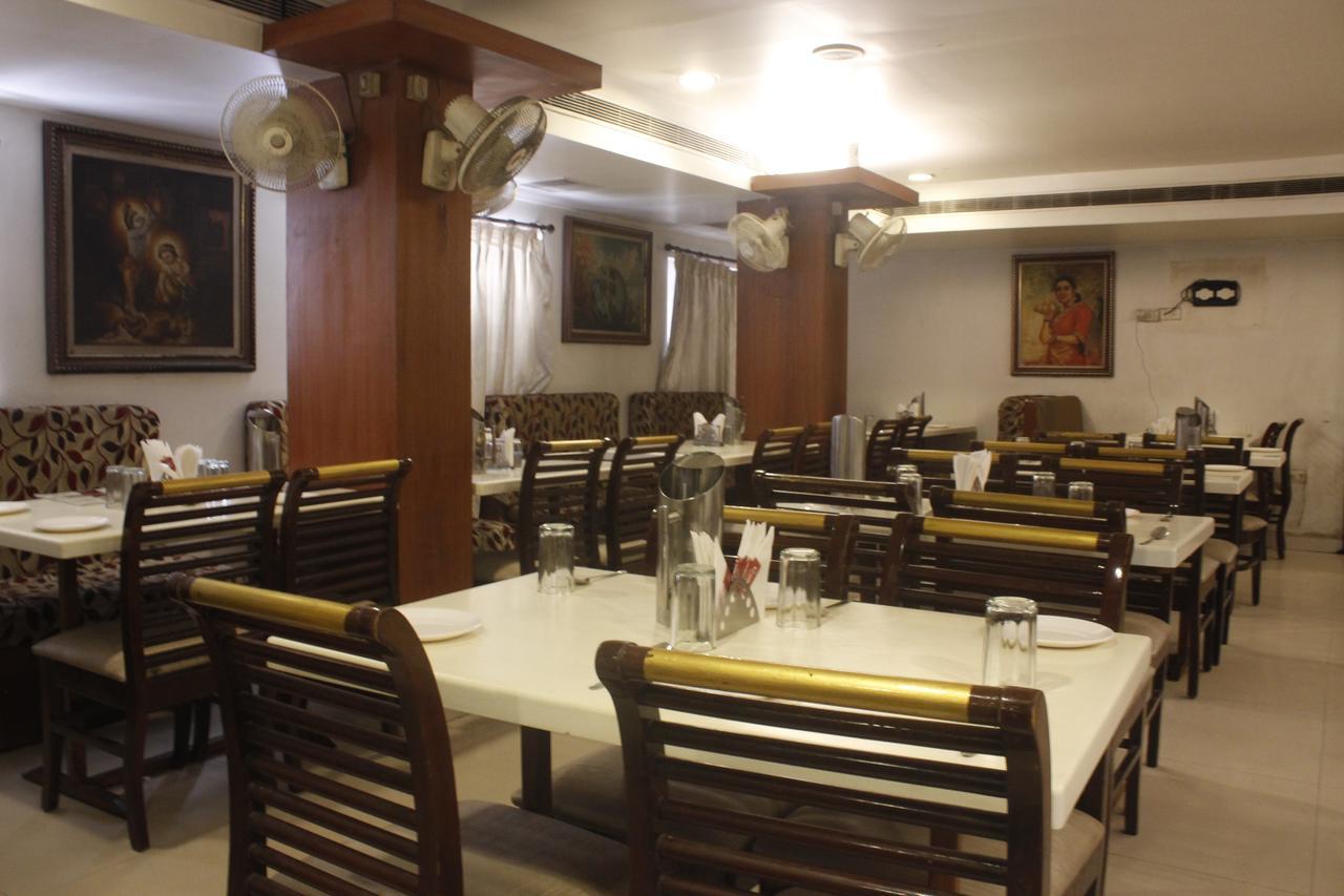 Hotel Chandra'S 维沙卡帕特南 外观 照片